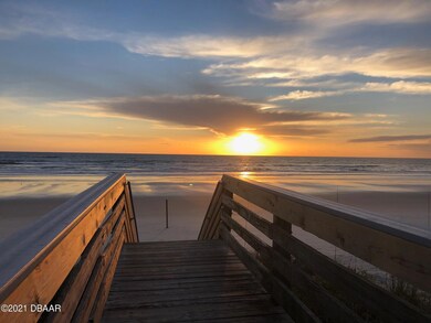 837 E 11th Ave, New Smyrna Beach, FL 32169 - photo 5