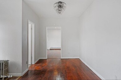 300 U S 9w unit B, Albany, NY 12209 - photo 4