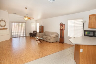 04 Living Room