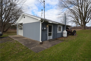 6111 Austin Rd, Newark, NY 14513 - photo 2