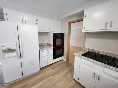 2413 Elmdale Rd, University Heights, OH 44118 - photo 7