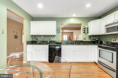 3907 Elkhorn Cir, Bowie, MD 20716 - photo 7