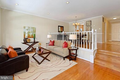 8023 Galla Knoll Cir, Springfield, VA 22153 - photo 6