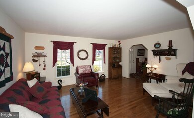 4705 Rams Head Ct, Rockville, MD 20853 - photo 7