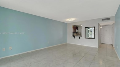 2905 Point Dr E unit L514, Aventura, FL 33160 - photo 4