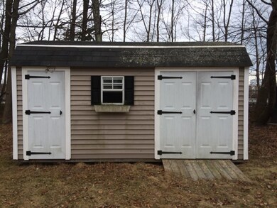 272 Colonial Dr, Portsmouth, NH 03801 - photo 6