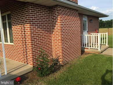 4266 Parnell Dr, Mercersburg, PA 17236 - photo 3