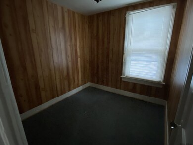 74 Wylie St unit 1st Floor, Schenectady, NY 12307 - photo 5