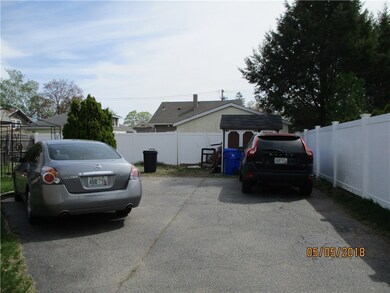 SPACIOUS DRIVEWAY TO ACCOMMODATE SEVERAL CARS