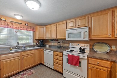 167 Caspian Way, Fitchburg, MA 01420 - photo 7