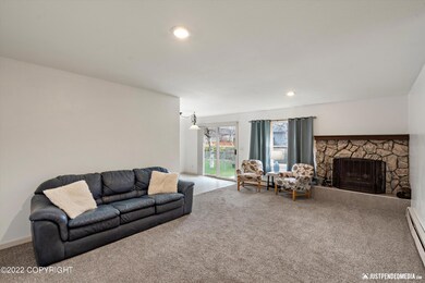 7521 Chad St, Anchorage, AK 99518 - photo 4