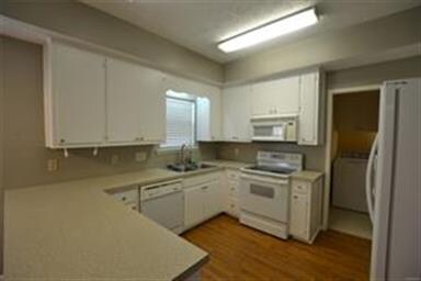 TONS of counter space in this kitchen, great cabin