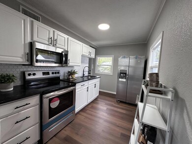 Kitchen - Angle
