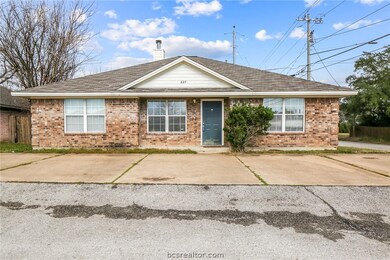 827 Avenue A, College Station, TX 77840 - photo 2