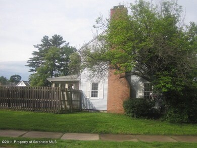 13 Tripp St, Forty Fort, PA 18704 - photo 2