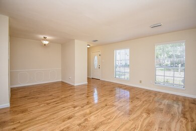 1265 Country Place Dr, Houston, TX 77079 - photo 7