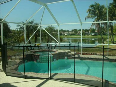 Swimming Pool/Hot Tub/Sauna