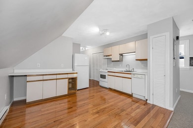16 Epping St unit 3, Lowell, MA 01852 - photo 6