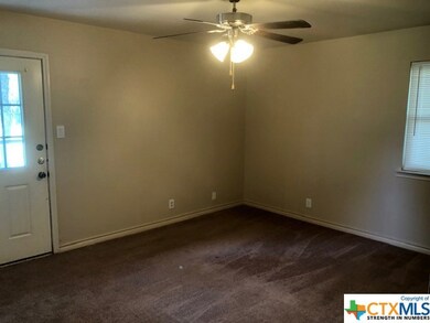 1910 Potter Dr, Copperas Cove, TX 76522 - photo 5