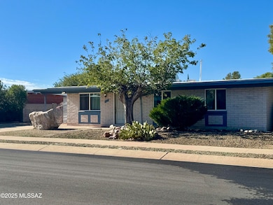 1440 S Perlman Ave, Tucson, AZ 85710 - photo 2