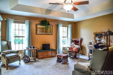 2620 Kenny Lee Dr, Lima, OH 45807 - photo 5