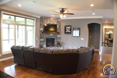 8800 SW 53rd St, Topeka, KS 66610 - photo 7