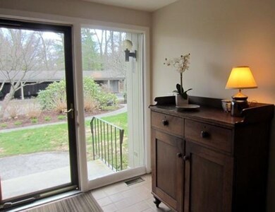 213 Aspen Cir unit 213, Lincoln, MA 01773 - photo 2