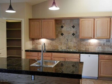 Kitchen w/PrepSink