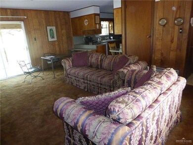 812 S Oregon Ave, Weslaco, TX 78596 - photo 5