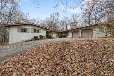 4N645 Mohican Ln, Elburn, IL 60119 - photo 3