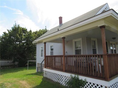 13 Broadway, York, ME 03909 - photo 4