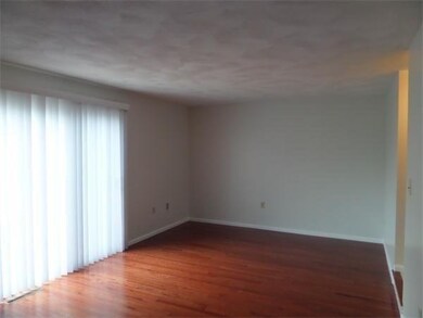 19 Patrick Rd unit 19, Tewksbury, MA 01876 - photo 5