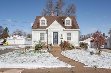 520 W 6th St, Zumbrota, MN 55992 - photo 2