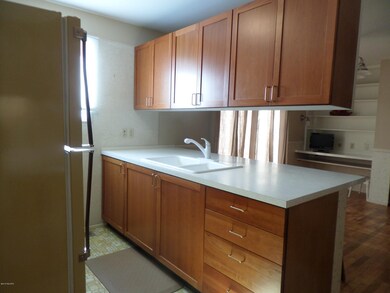 1802 Kilarney Ln, Niles, MI 49120 - photo 5