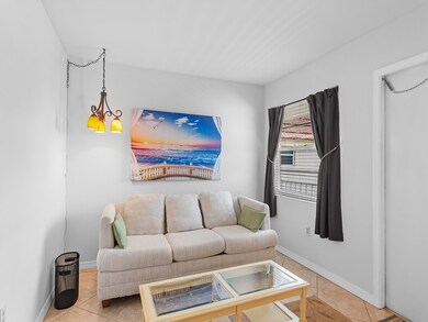 Living Rm