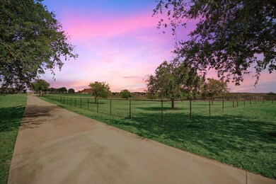 156 Serrano Ct, Weatherford, TX 76087 - photo 3