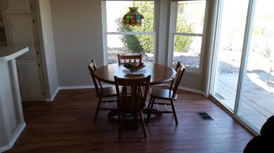 light breakfast room!