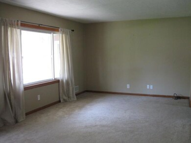 6729 Melrose Ln, Shawnee, KS 66203 - photo 2