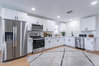 8-web-or-mls-Mesa-HD-8