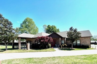 49 Overland Route, Ardmore, OK 73401 - photo 2