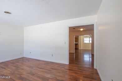 Meadowcrest-15