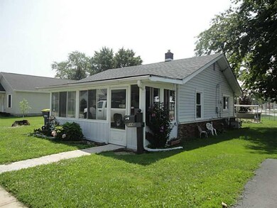 599 Brewer St, Whiteland, IN 46184 - photo 2