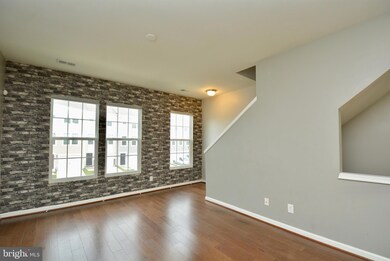 17002 Hoskins Way, Dumfries, VA 22026 - photo 4