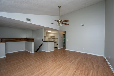 7945EdgebrookUnitG009