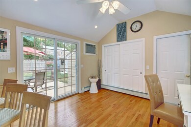 27 Salisbury Rd, Barrington, RI 02806 - photo 4