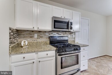 8813 Charm Ct, Brandywine, MD 20613 - photo 3