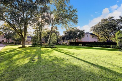 126 Knipp Rd, Houston, TX 77024 - photo 3