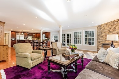 9 Deer Run Dr, Wilbraham, MA 01095 - photo 6