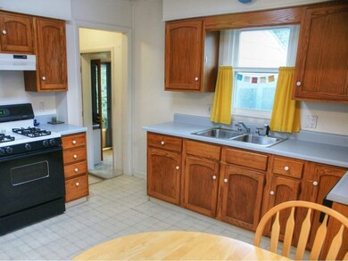 172 North St, Winooski, VT 05404 - photo 6