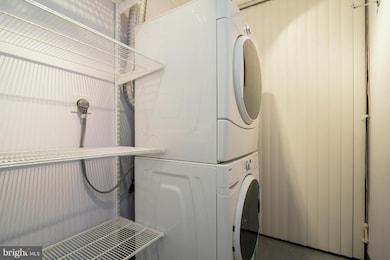 7331 Eden Brook Dr, Columbia, MD 21046 - photo 6